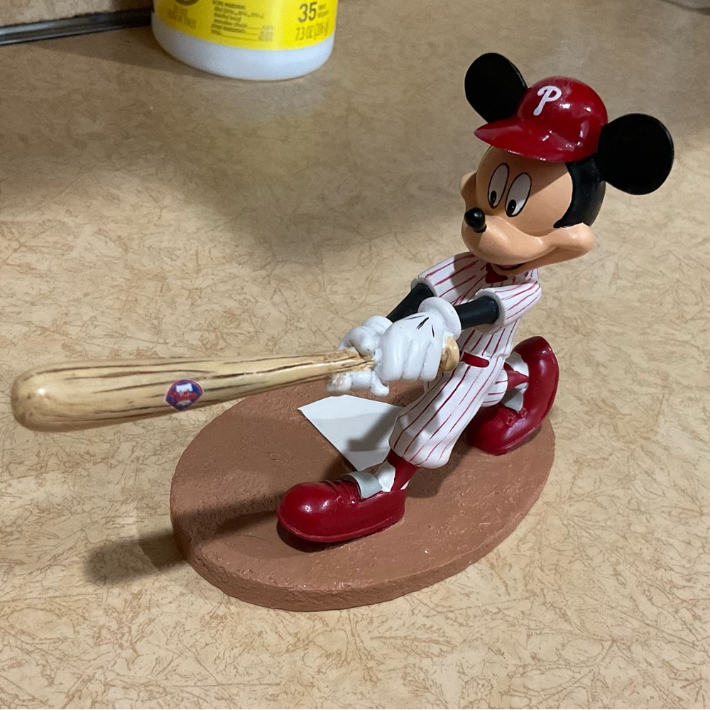 Hamilton Collection: Disney Mickey Mouse Philadelphia Phillies baseball figure. - Picture 2 of 5